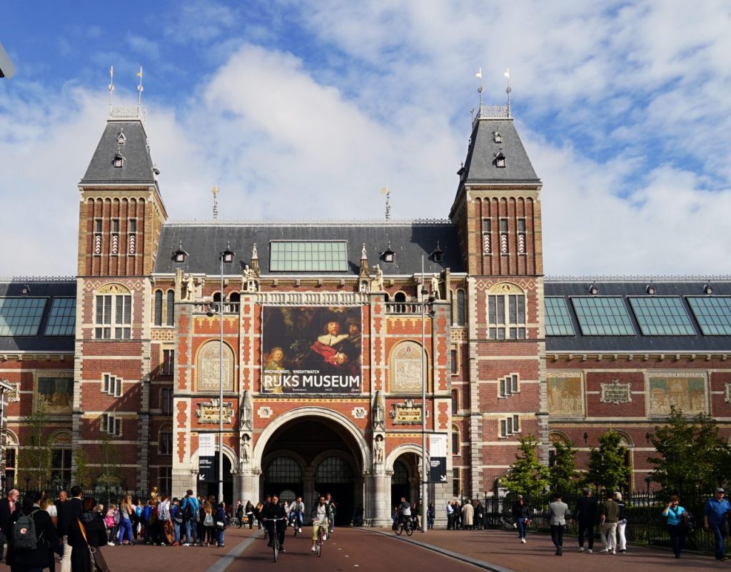 NL Amsterdam Rijks museum exterior 2017 09 (3)