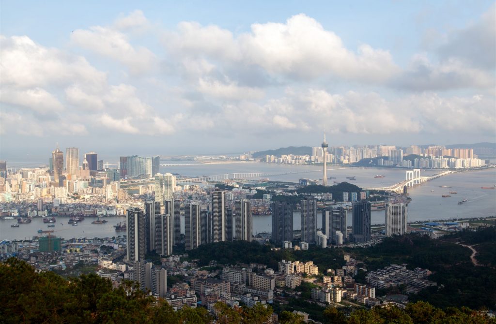 modern-macau-buildings-on-hilly-landscape-in-china-XS95VNE